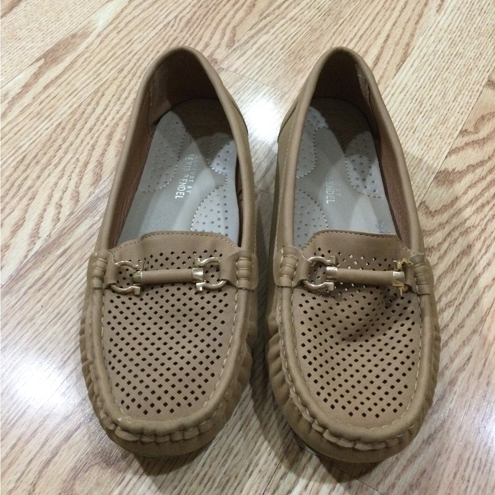 Woman’s loafers
